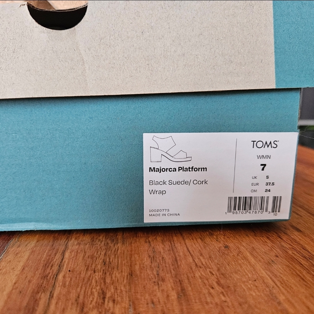 Toms Sandals - Picture 3 of 3